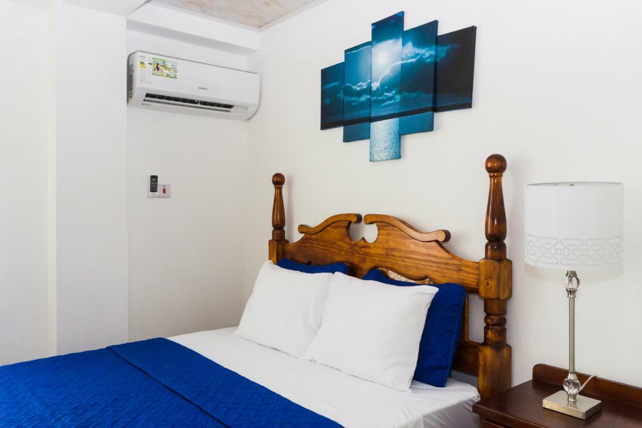 Calliandras Apartment Complex Ribishi Ngoại thất bức ảnh